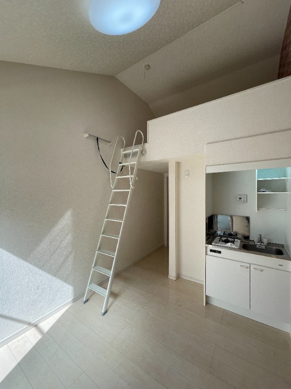 Ｗｉｎｄｙ Ｈｉｌｌｓ 横浜吉野町3階 同建物別部屋の参考画像