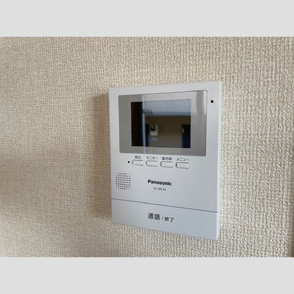 ボナンザ・ヒル201号室 TV付きインターホン