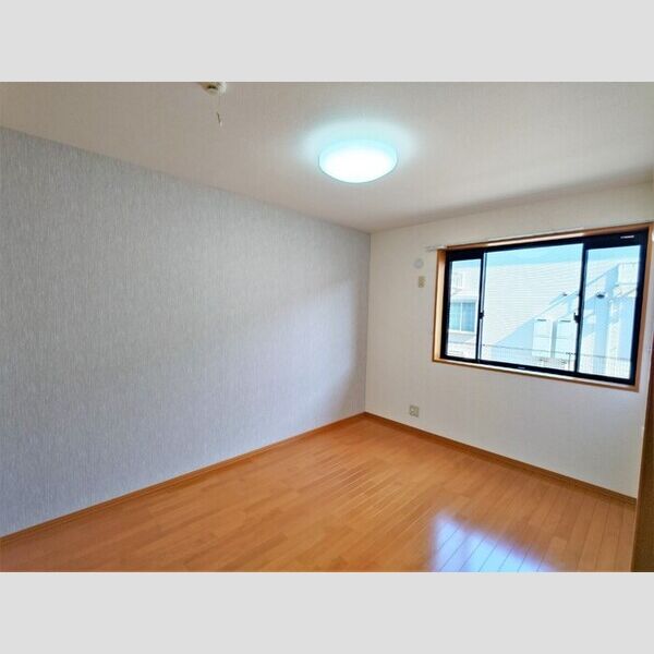 クレッセントガーデン103号室 洋室6帖