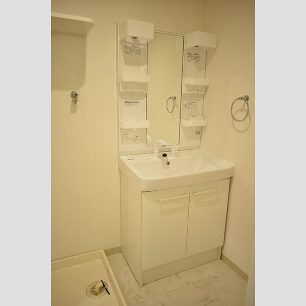 エスト・レザン　Ⅱ 洗髪洗面化粧台