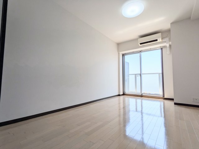 ジュモー京成船橋101号室 リビング