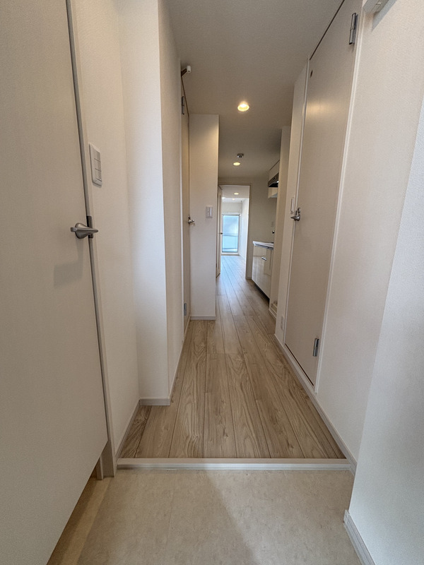 リブリ・Grande Ⅶ1階 玄関