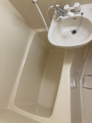 ブリッジワン202号室 ※写真は別室です