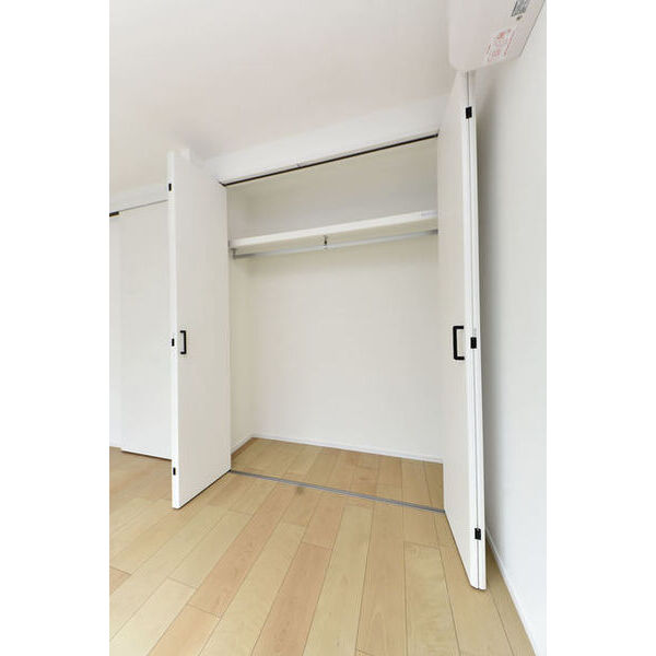 サリースマイル参番館0202号室 収納