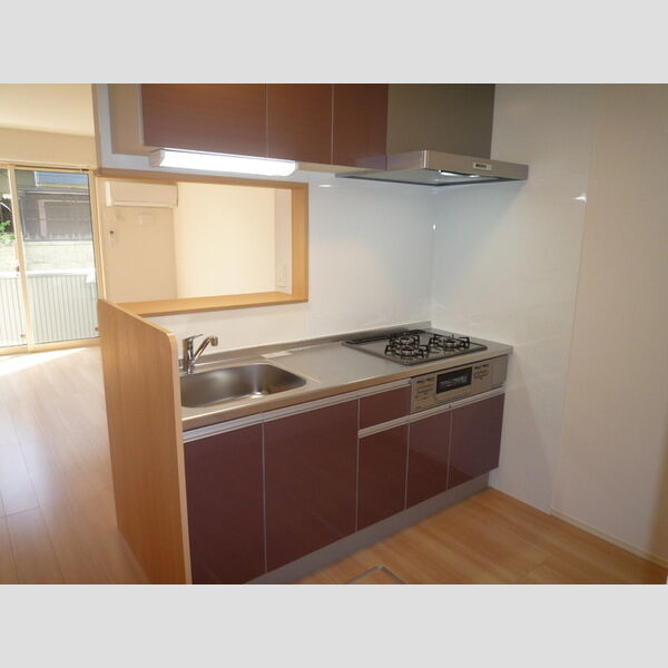 ソレイユファミール　ソレイユ102号室 キッチン