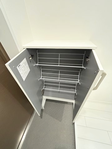 モンソレイユ方南町202号室 収納