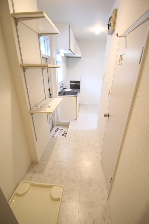 サマックス・シャローム1階 部屋その他