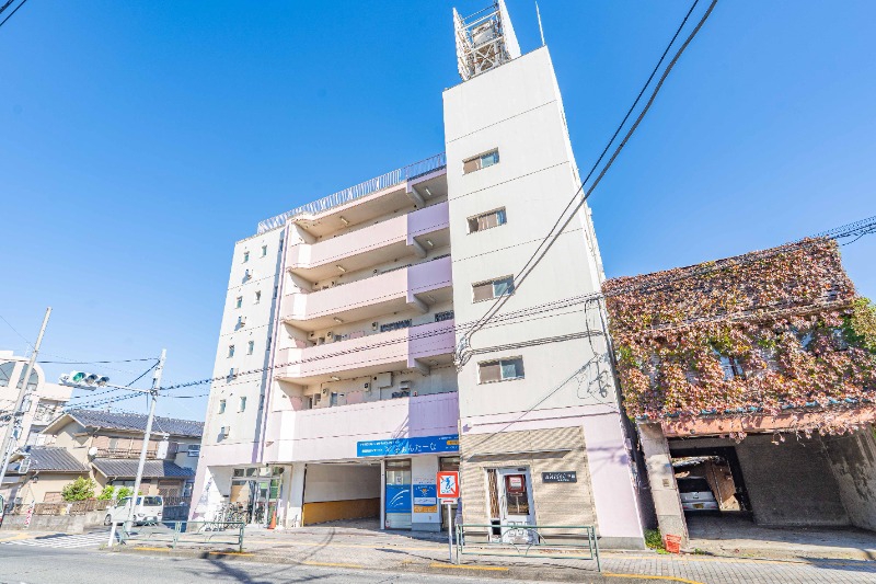 メイゾン平岡3階 外観