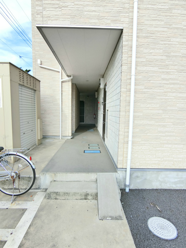 リブリ・chigasaki3階 エントランス