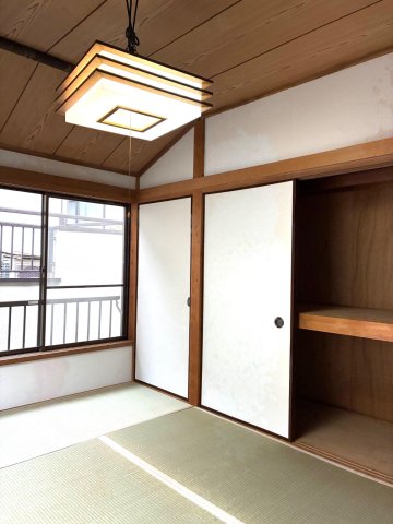 柏市東中新宿3丁目戸建 2階和室　畳表替え　広々収納　エアコンダクト穴、コンセント付