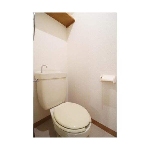 熊沢第2ビル402号室 トイレ