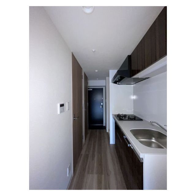 プレサンスブルーム浅草0501号室 廊下（キッチン→玄関）