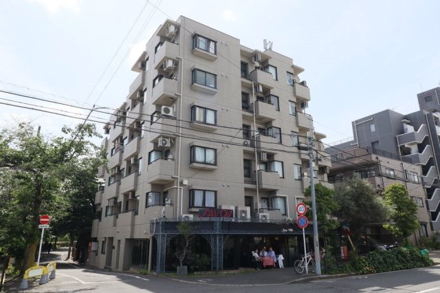 フェルテロアール祐天寺6階 外観