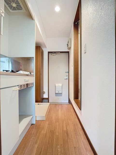 ＯＺ壱番街2階 玄関