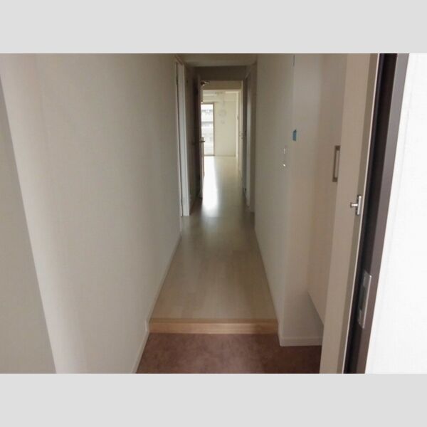 Estaci-oN　SHINOZAKI 玄関