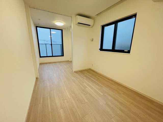 SYFORME NEXT IKEBUKURO WEST301号室 リビング