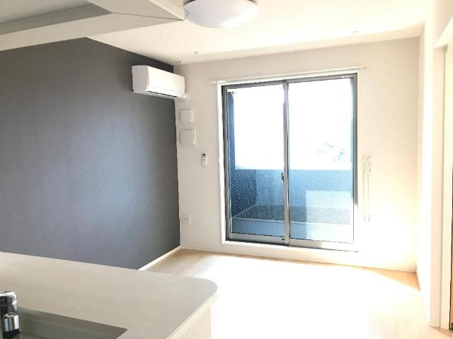 Ｐｌｕｍｅｒｉａ（プルメリア）202号室 リビング