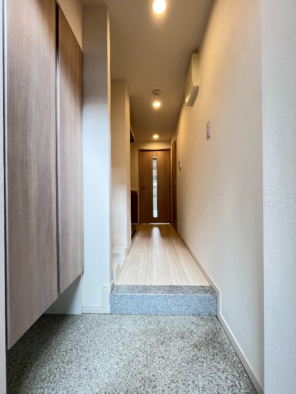 レジディア西船橋6階 玄関