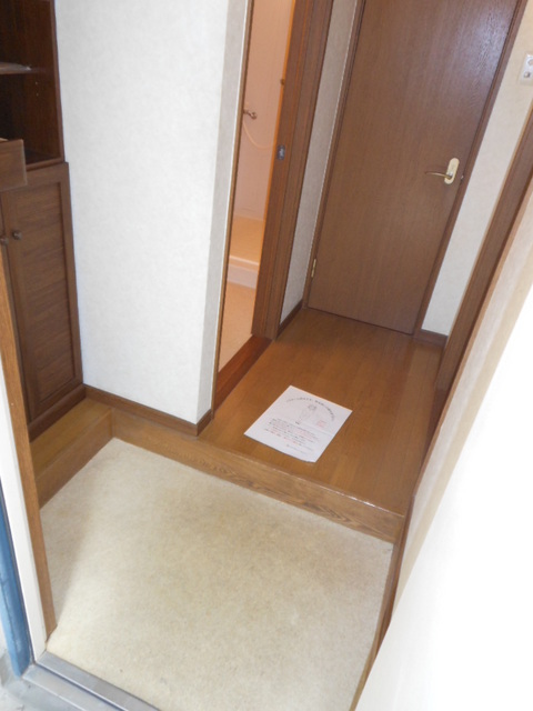 パークハイツⅡ0102号室 玄関