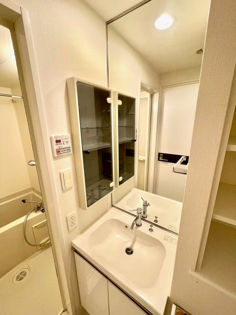 レジディア笹塚Ⅱ7階 洗面