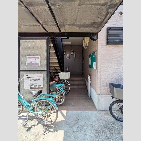 アンフィニMARUEI 駐輪場