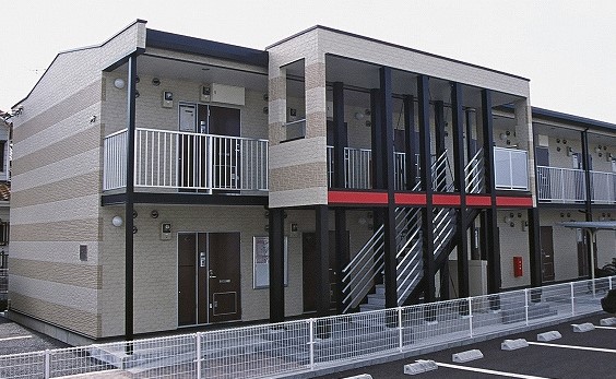 レオパレスドウージェム 外観