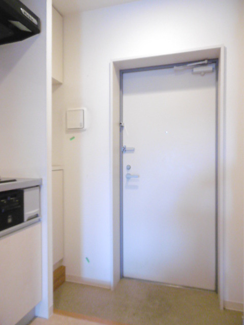 ソレアード0103号室 玄関