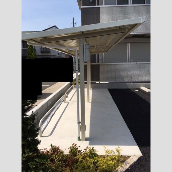 ディアレイク203号室 駐輪場