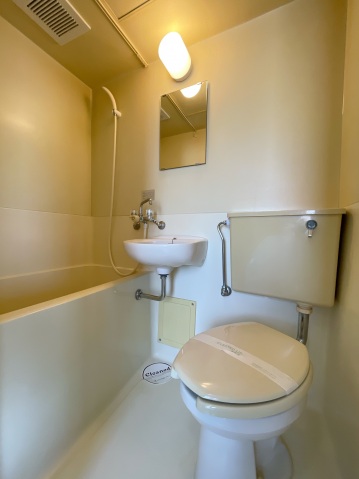 スカイコート白楽A号棟 ※別部屋参考写真