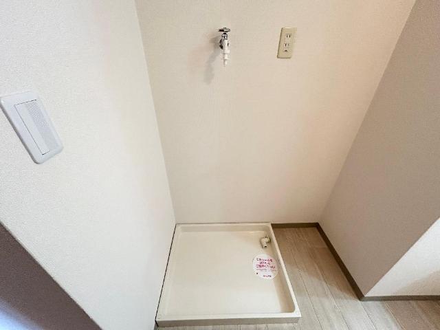 ガーデンヒルズNAKAYAMA弐番館202号室 洗濯機置場