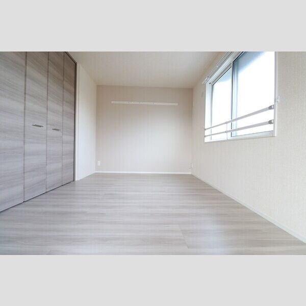 Sunny Hills　A棟 洋室　6.1帖