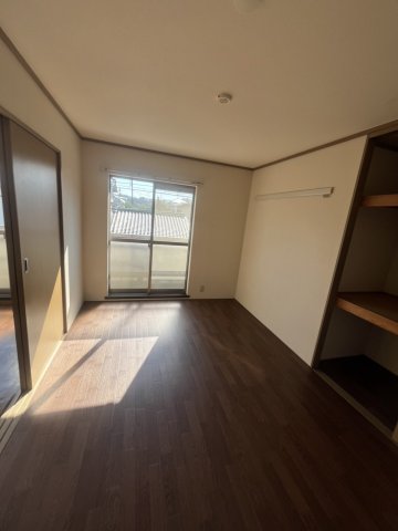 プリュニエラバン0205号室 null