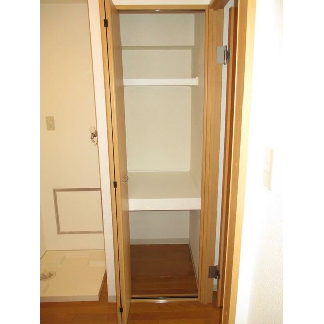 コンフォータブル6階 収納
