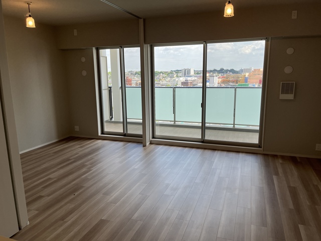 セントガーデン海老名Ⅰ街区1132号室 リビング