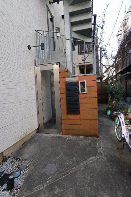 piccolo grande門前仲町 エントランス