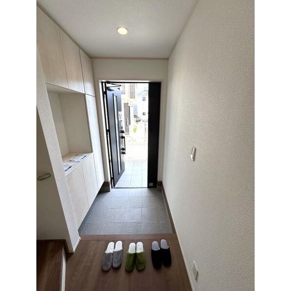 Sumai-to国立市泉01 玄関