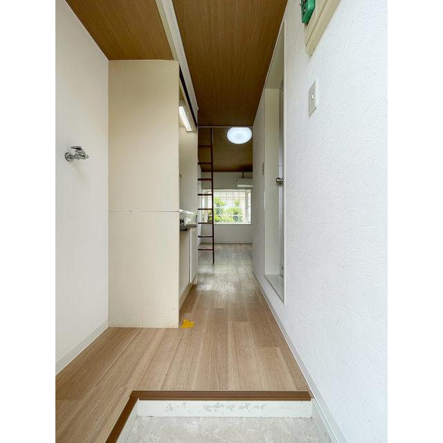 ビルデンス狛江A号館2階 玄関