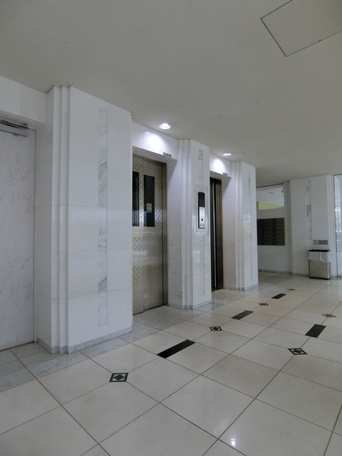 グランド・ガーラ三田3階 エレベーター2基！