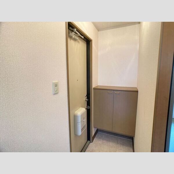 クレセント　ABB101号室 玄関