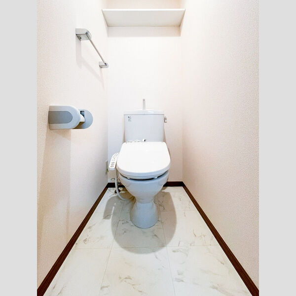 ストークコートⅡ203号室 トイレ