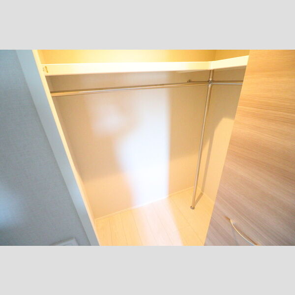 GRAND SOLEIL305号室 ウォークインクローゼット