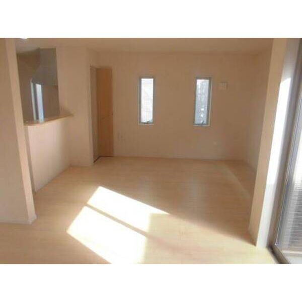 クレイドルガーデン厚木市山際第26　1号棟 リビング