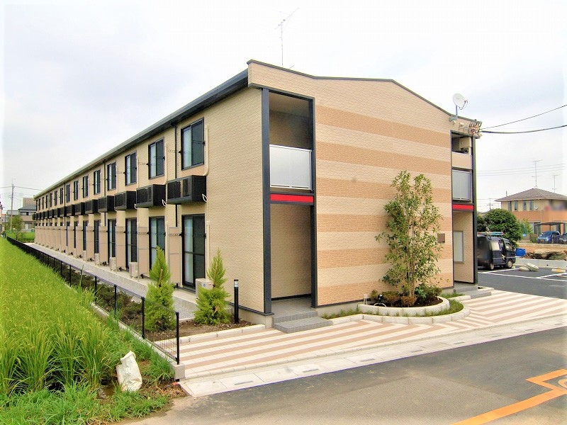 レオパレスグリーンハイツ４号館の外観画像