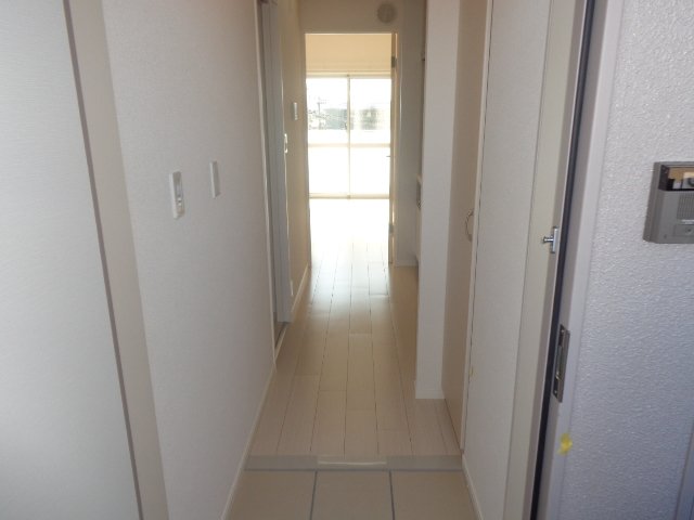 オークロシェ501号室 玄関