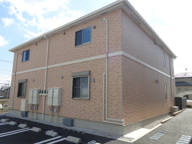 ラリアンス　弐番館 外観写真（昼）