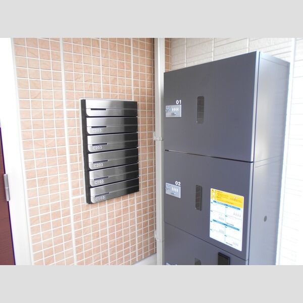 ロイジェントパークス草加手代　C 宅配ボックス