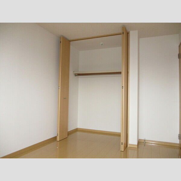 ローズフラワー小倉301号室 301(洋室)