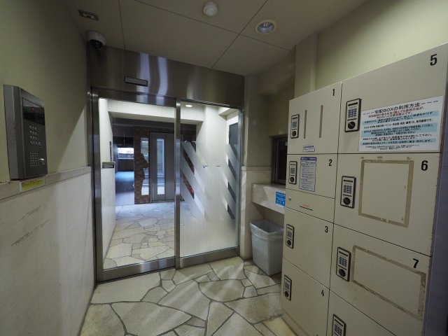 プレール代々木公園2階 宅配BOX