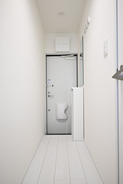 Ｃスクエア矢口1階 玄関