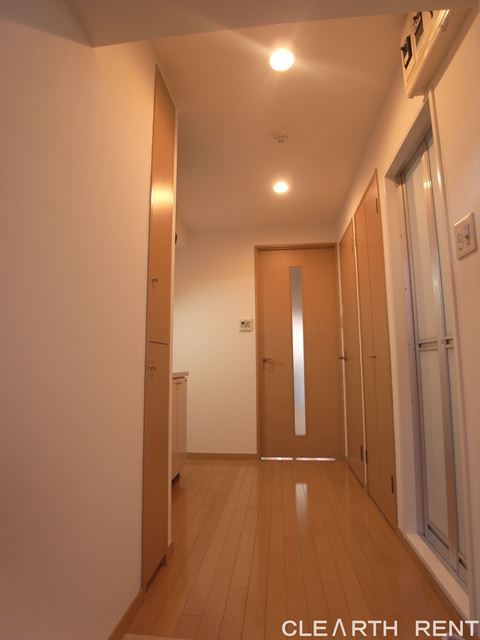 菱和パレス駒沢大学駅前1階 玄関